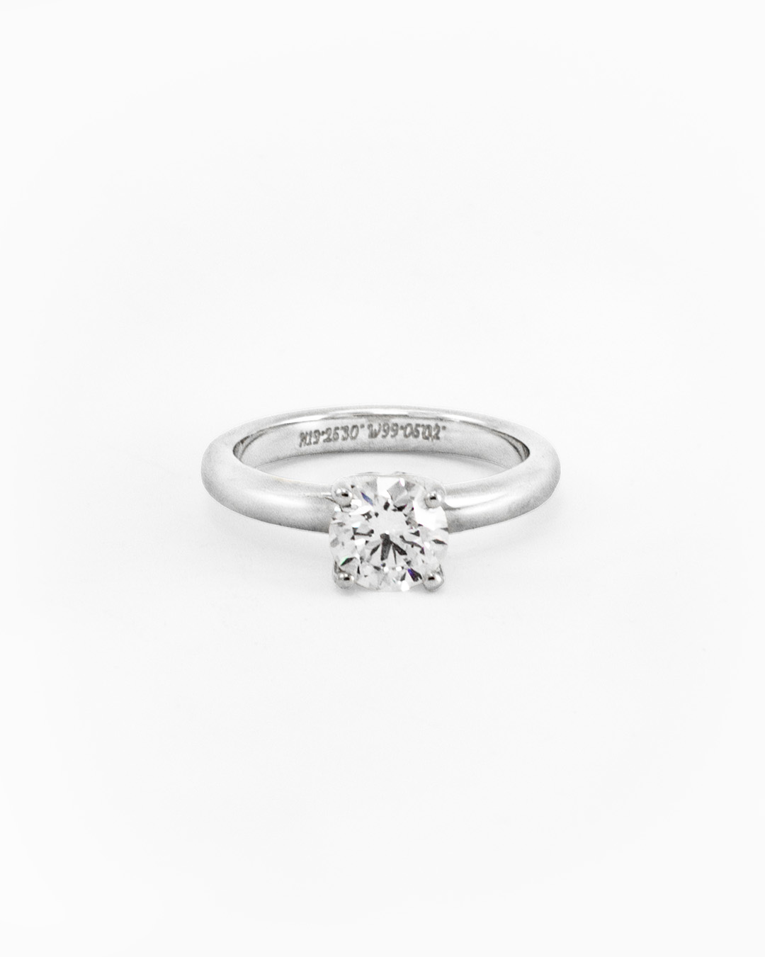Anillo Solitario Clásico