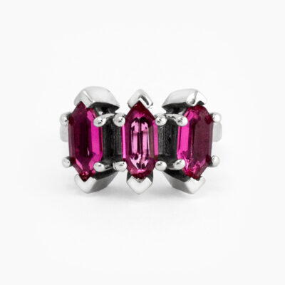 Aletza Ring en plata .925 con tres turmalinas rosas hexagonales