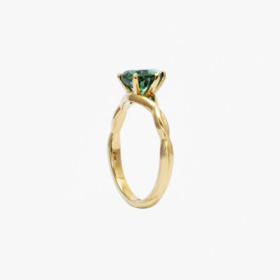 Anillo Solitario Pera con Zafiro Verde
