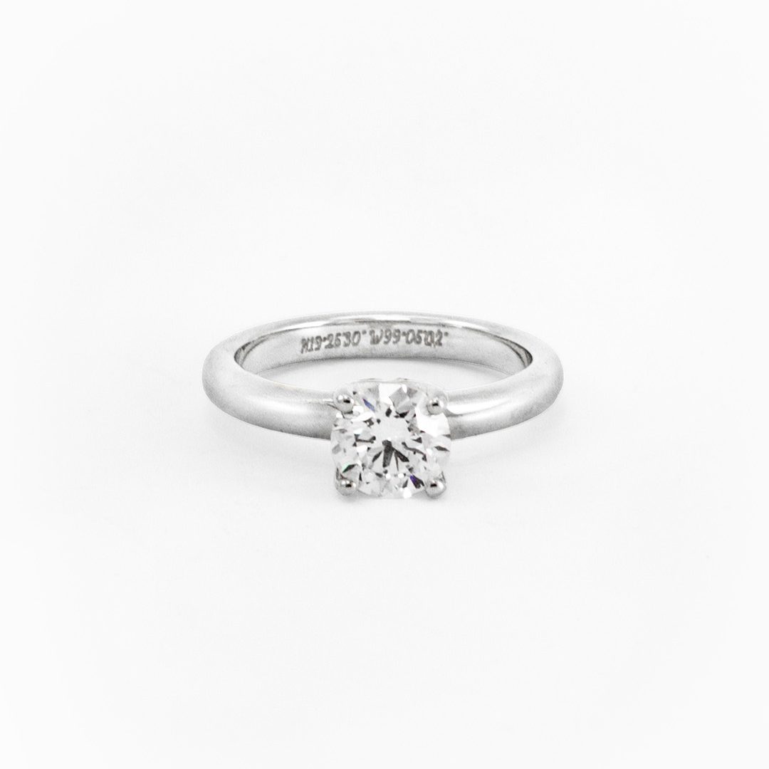 Anillo Solitario Clásico